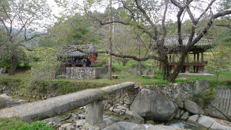 Yongwonjeong geochang, Korea