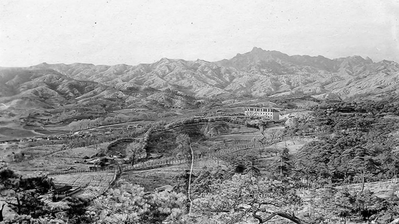 Корея 1911 Photographer, Norbert Weber 백동 柏洞 Seoul