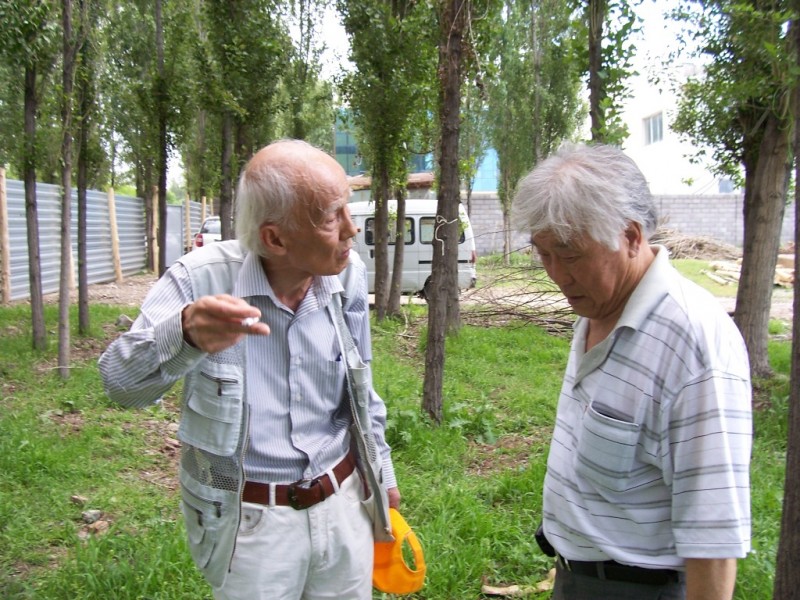 3. Вячеслав Ли и певец Валентин Хан