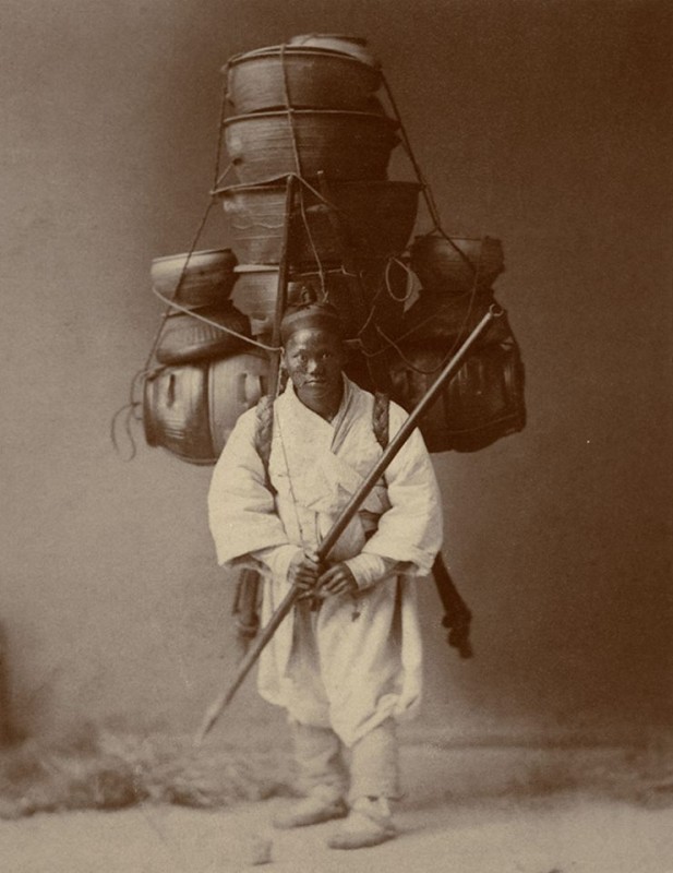 옹기장수 The Pottery Merchant Seoul, Korea, 1900's