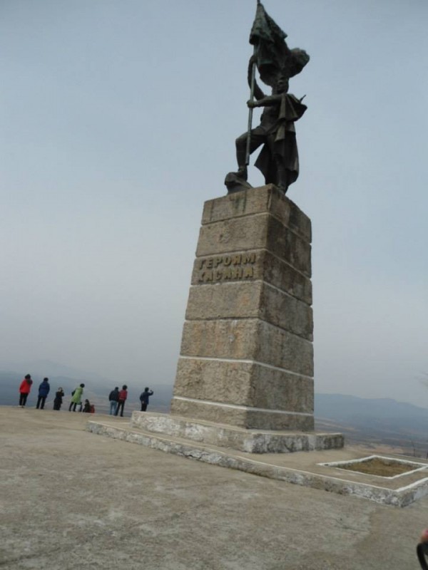Памятник героям Хасана