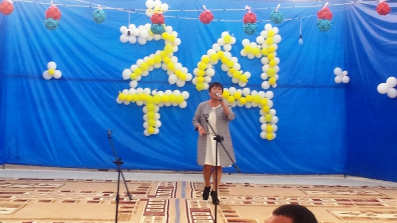 Поет Галина Штн