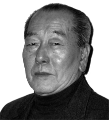 ЛИ Валентин Николаевич