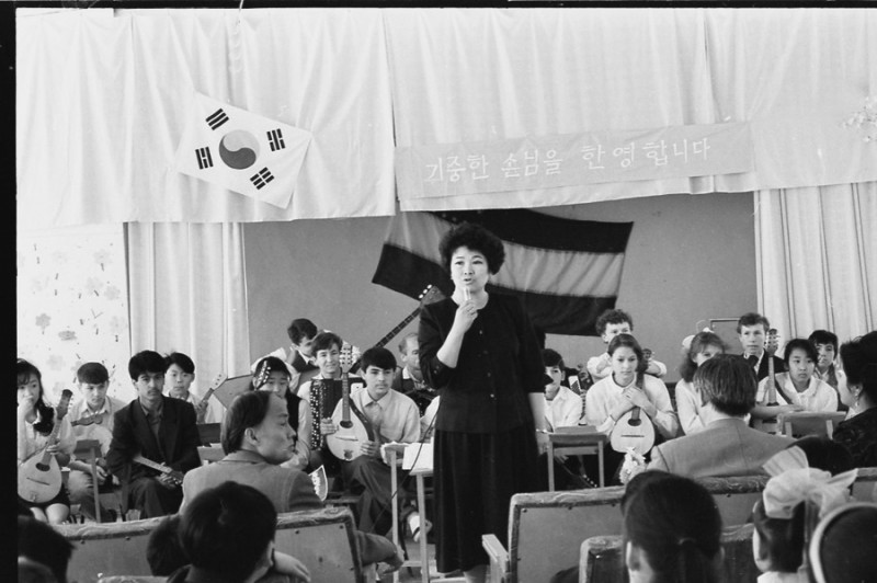 1994.Хорезмская обл.г.Ургенч.гор.школа.дир.Пак Эмилия А ,(1993-04-17-09)